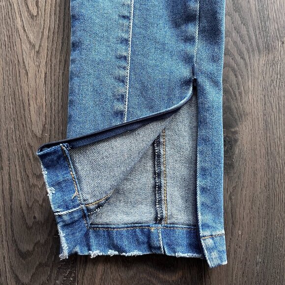 Retrofête Tori Denim Jumpsuit Size S Made in Italy One Piece Puff Sleeve NWOT - Picture 8 of 11